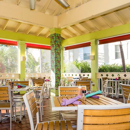 Sunshine Suites Resort West Bay Экстерьер фото