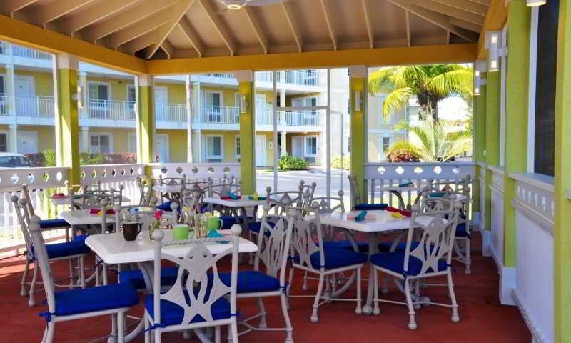 Sunshine Suites Resort West Bay Экстерьер фото